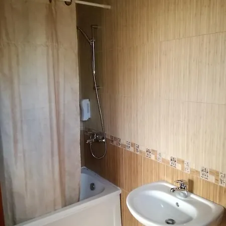 Vendégház Tomiris